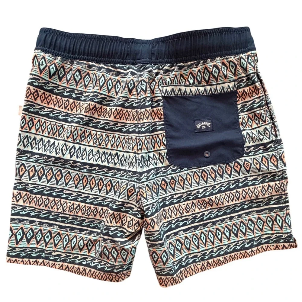 Billabong Recycler Sundays Layback Board Shorts Mens M Tribal Geometric Swim‎